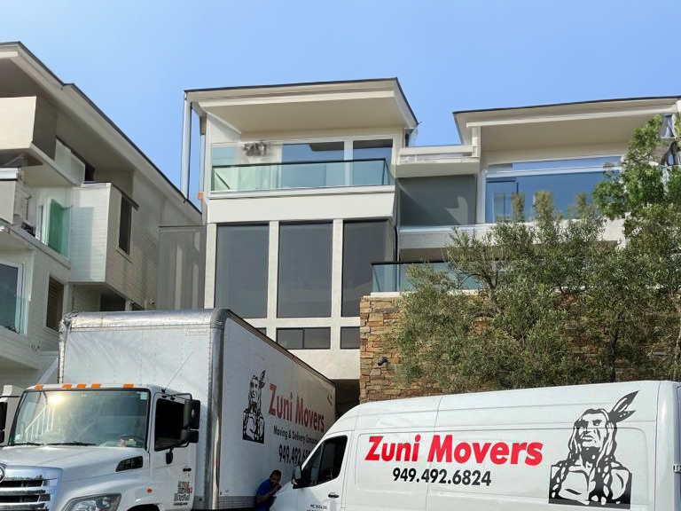 Zuni Movers Van and Truck moving a residential client